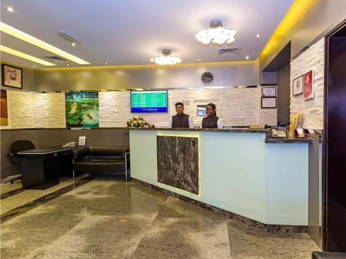 Oasis Deira Hotel Dubai Buitenkant foto