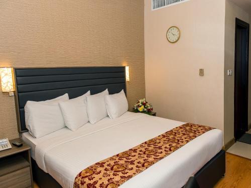 Oasis Deira Hotel Dubai Buitenkant foto